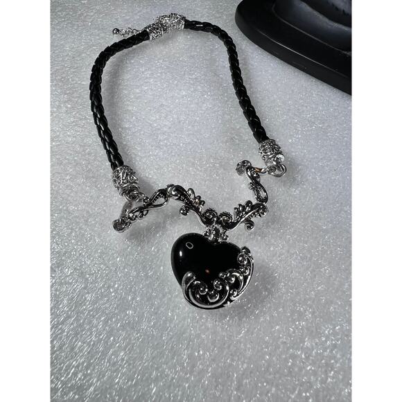 Retro Black Dark Witchy Goth Dark Heart Scroll Necklace Set Deadstock NEW NWT - Picture 8 of 16